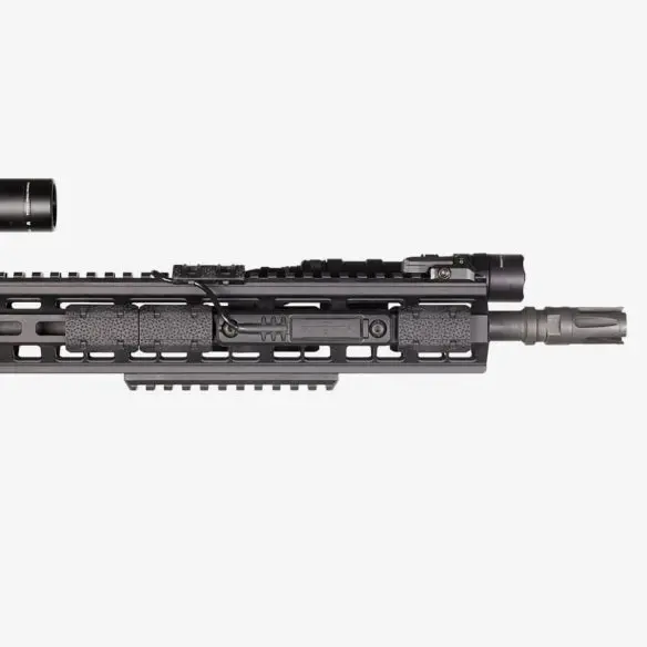 mag593-blk_magpul_m-lok_polymer_rail_11_slots_02.webp